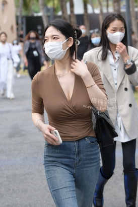 221031-9+48丰满女子