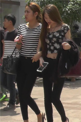 街拍苗条细腿高跟洗长发女神姐姐 [897 MB]