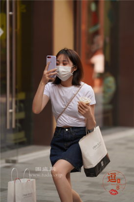 编码0612蓝色短裙凉拖