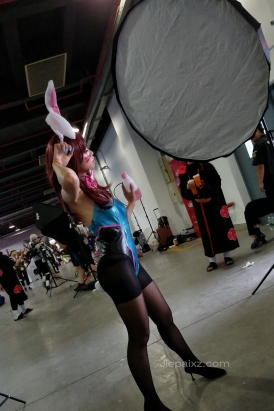 4K - 漫展上的cos美眉 [662 MB/MP4]