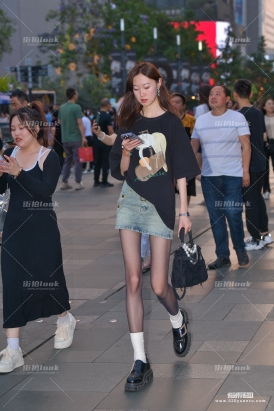 牛仔裙黑丝美女 23-05-29-83P