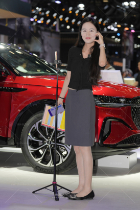 车展篇-苗条的肉丝主播120P相机4K视2min