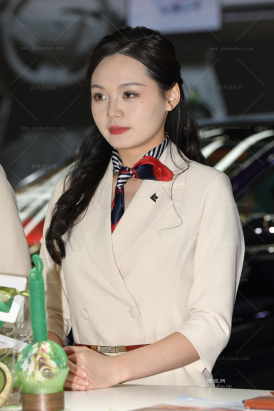 24610-18=61√二选一？你选哪个呢？