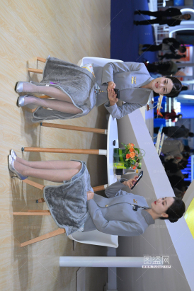 SH25-101-78√为海南航空点赞-双空姐出海