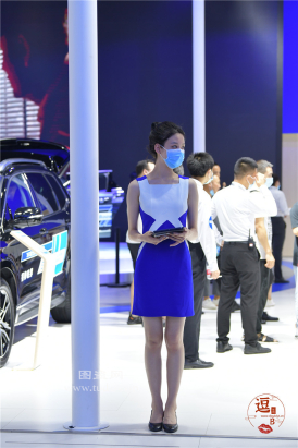 编码2551职业装美腿