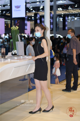 编码2553肉丝美腿职业装