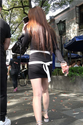 4k-超性感黑色包臀裙美腿街拍美女 [1.56 GB]