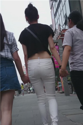 4k-性感小蛮腰白裤长腿露脐美女 [944 MB]