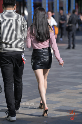 编码0408黑色紧身包臀裙短美腿凉高