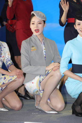 与众不同的空姐服52P