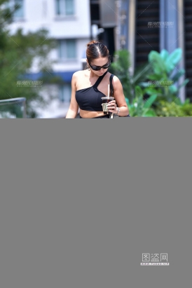 ★抹胸瑜伽紧身裤美女