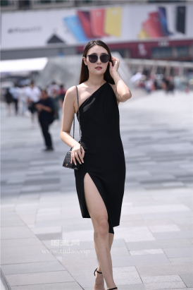 编码1315 开叉紧身包臀长裙大长腿