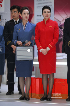 SH25-263-67√山东航空空姐-大大的眼睛