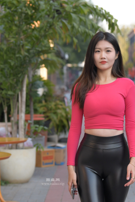 [一只麋鹿专区] 皮裤-寻觅